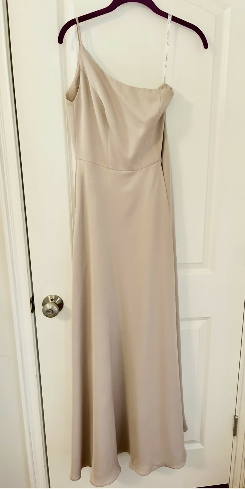 Crepe-Back Satin One-Shoulder Dress